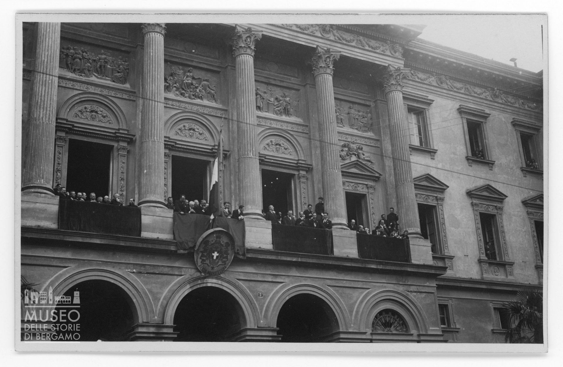 Palazzo della Prefettura di Bergamo, Via Torquato Tasso, 1945
